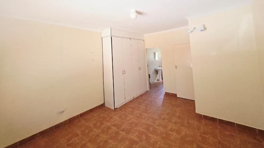 3 Bedroom Property for Sale in Rustenburg Central North West